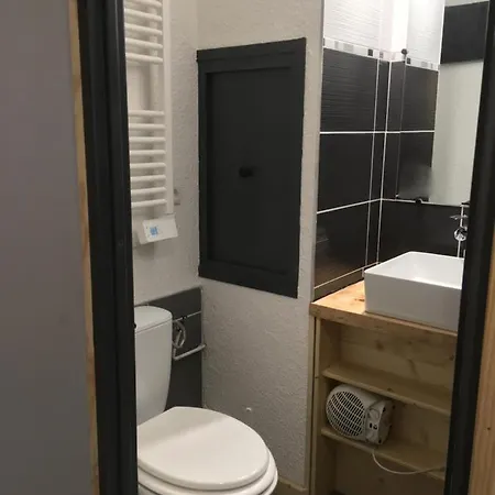 Studio 4 Personnes Fraichement Renove Au Pied Des Pistes A Valfrejus Exterior foto