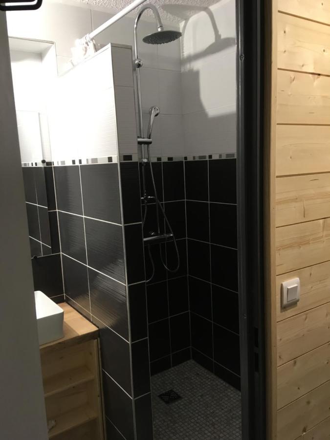 4 Personnes Fraichement Renove Au Pied Des Pistes A Apartment *